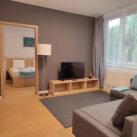 アパートホテル Sulyomvirag Apartmanhaz Alsóberecki